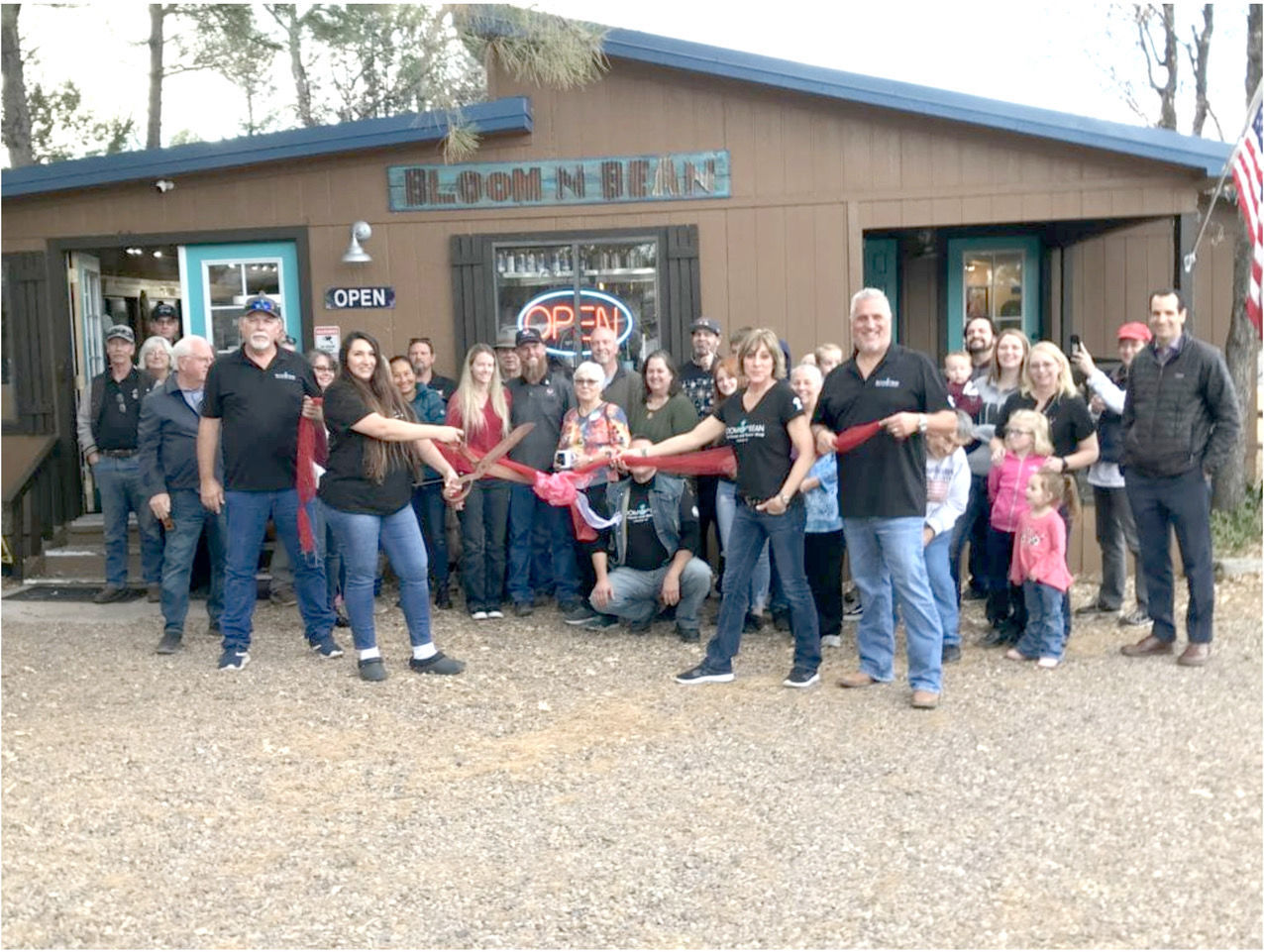 PTLS Chamber welcomes Bloom 'n Bean